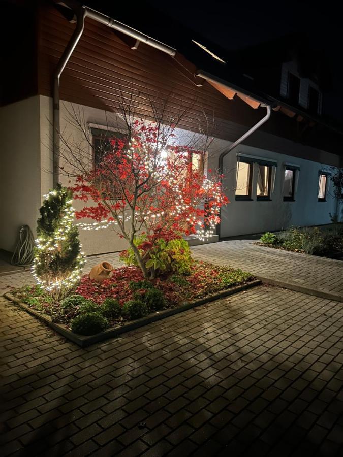 Pension Zum Paradies Harthausen  Eksteriør bilde