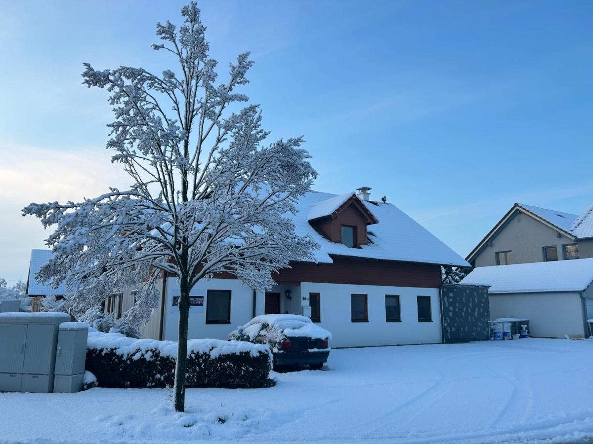 Pension Zum Paradies Harthausen  Eksteriør bilde